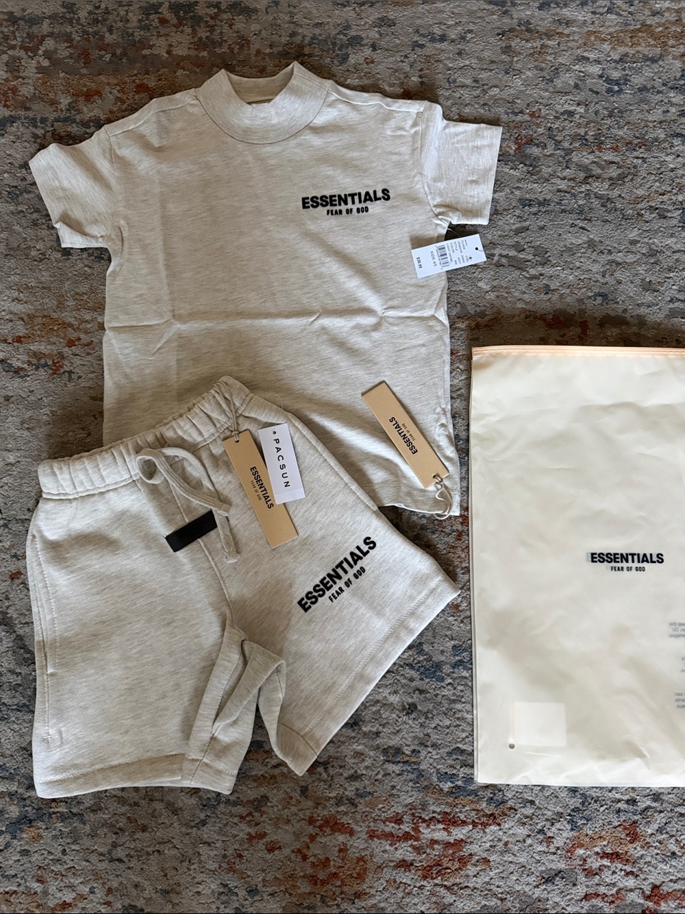 Essentials Light Oat Tee & Shorts Set Kids size 4/5